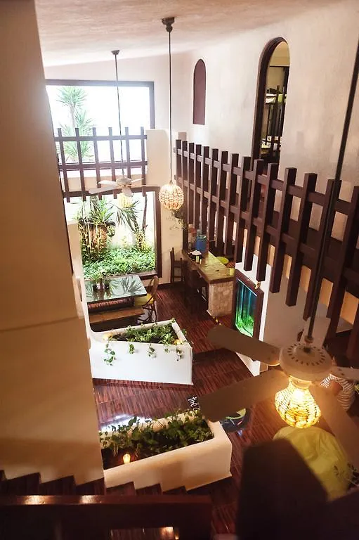 The Arrival Hostal Cancun